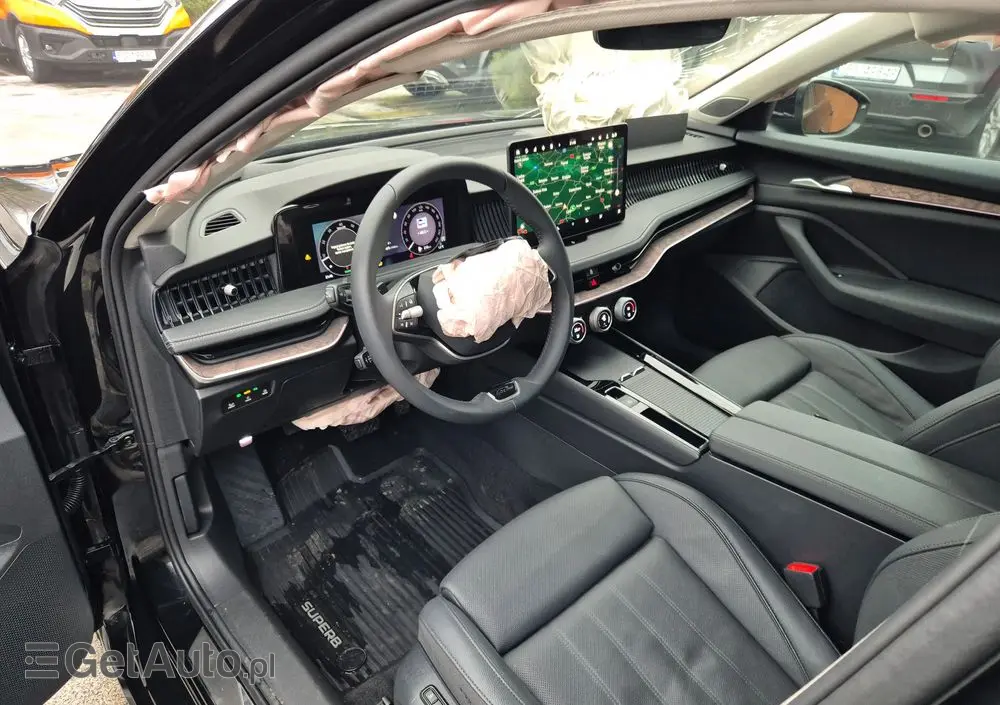 SKODA Superb 1.5 TSI L&K DSG