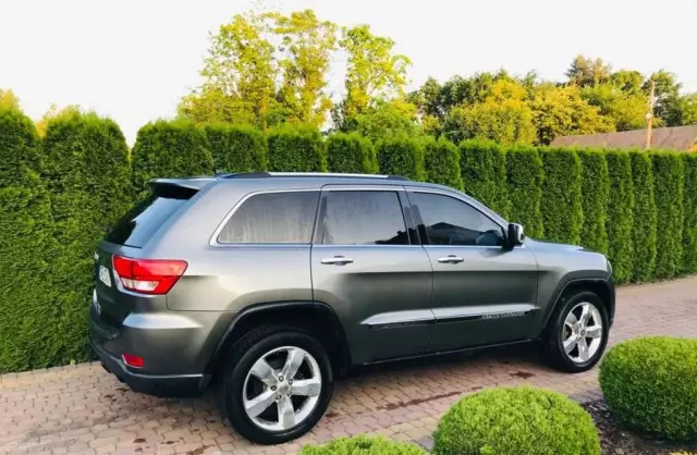 JEEP Grand Cherokee 