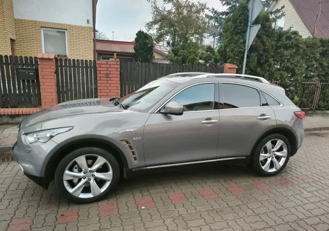 INFINITI QX70 3.0d S Premium