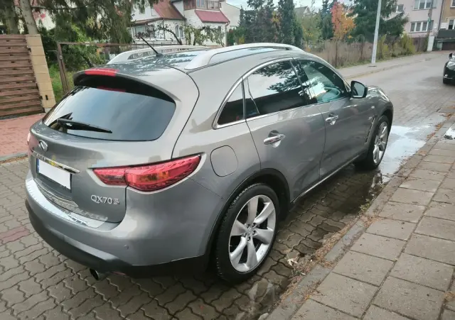 INFINITI QX70 3.0d S Premium