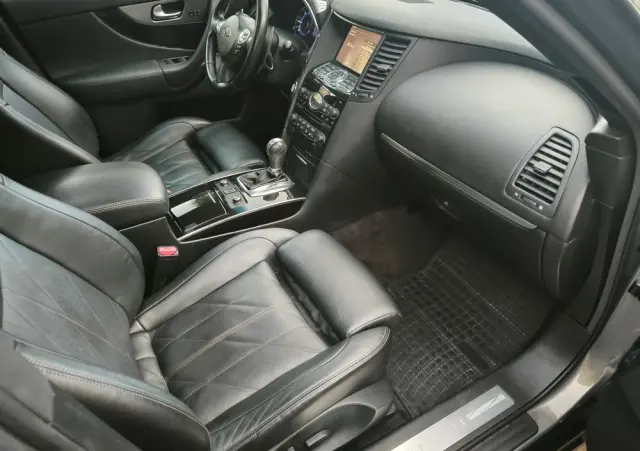 INFINITI QX70 3.0d S Premium