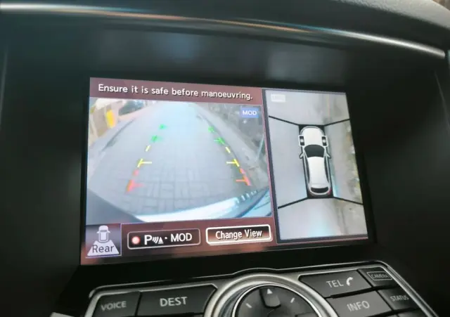 INFINITI QX70 3.0d S Premium