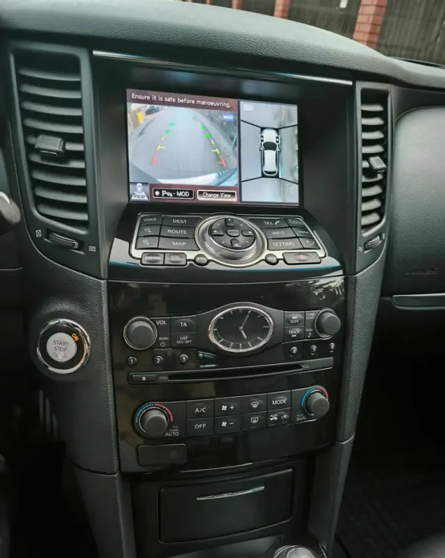 INFINITI QX70 3.0d S Premium