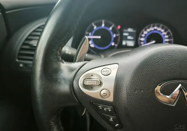 INFINITI QX70 3.0d S Premium