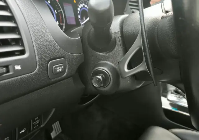 INFINITI QX70 3.0d S Premium