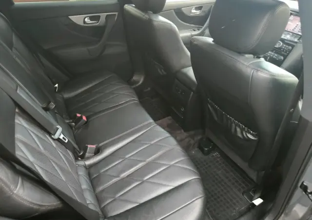 INFINITI QX70 3.0d S Premium