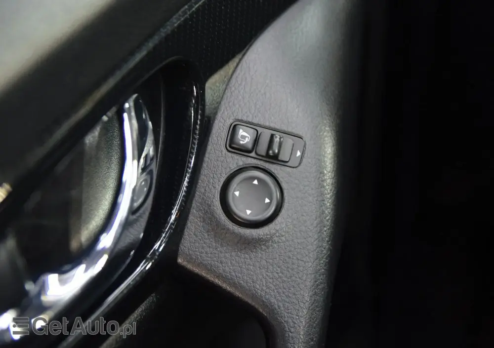 NISSAN X-Trail 1.7 dCi N-Connecta 2WD