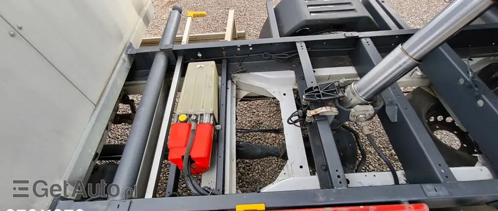 MERCEDES-BENZ Sprinter 516 CDI 