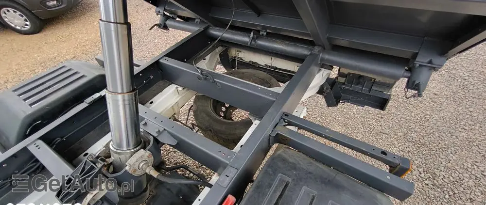 MERCEDES-BENZ Sprinter 516 CDI 