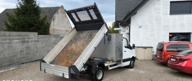 MERCEDES-BENZ Sprinter 516 CDI 