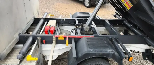 MERCEDES-BENZ Sprinter 516 CDI 