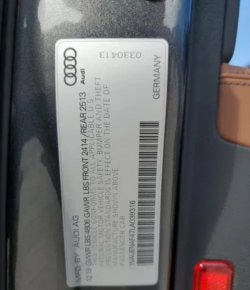 AUDI A4 