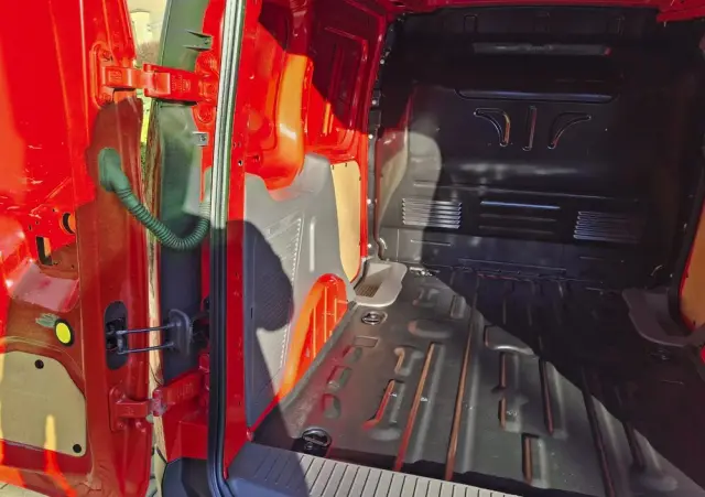 FORD TRANSIT CONNECT TREND 