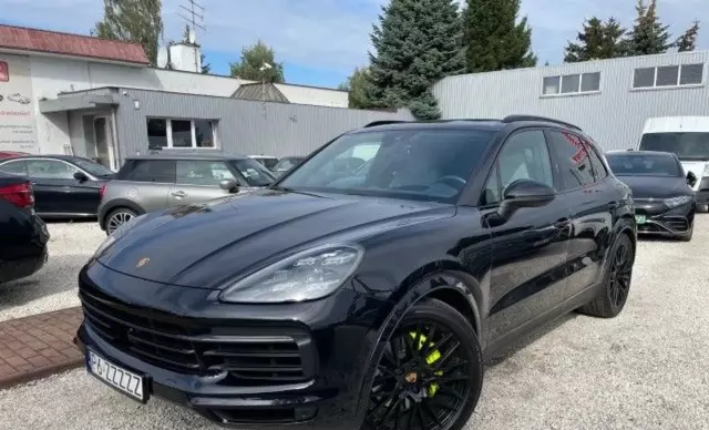 PORSCHE Cayenne 