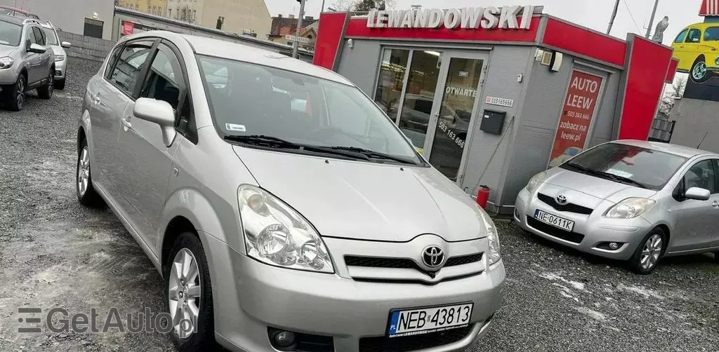 TOYOTA Corolla Verso 