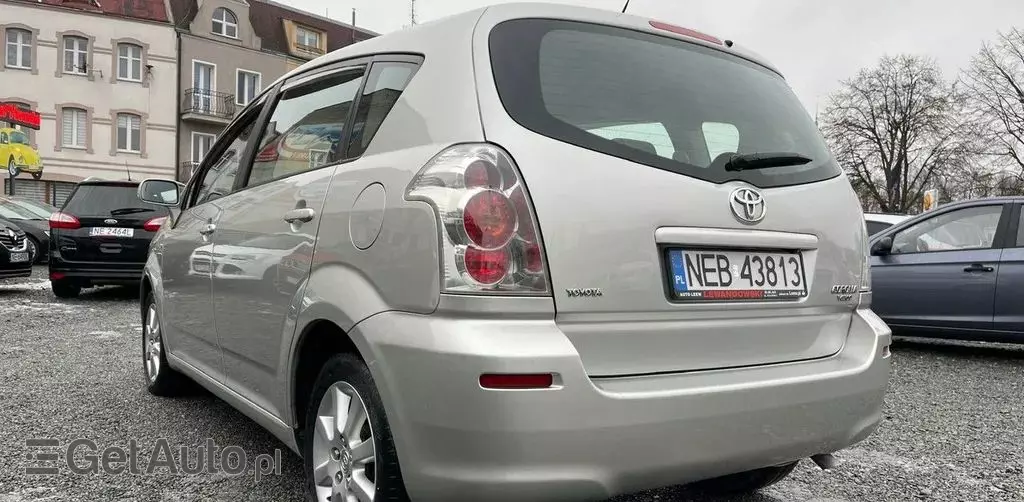 TOYOTA Corolla Verso 