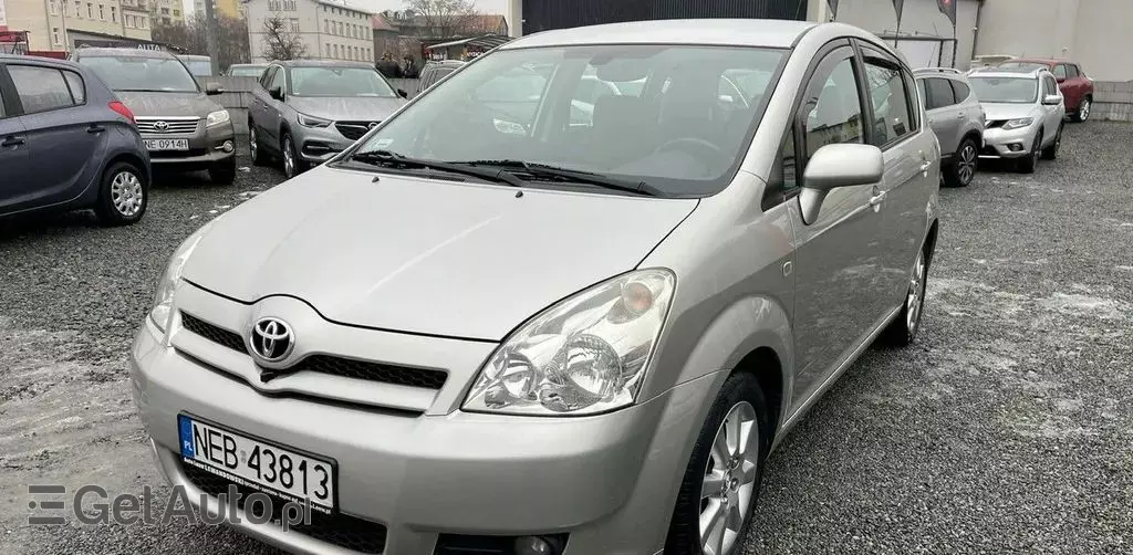 TOYOTA Corolla Verso 