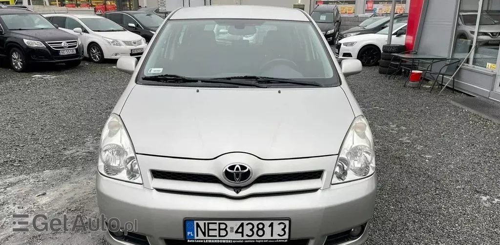 TOYOTA Corolla Verso 