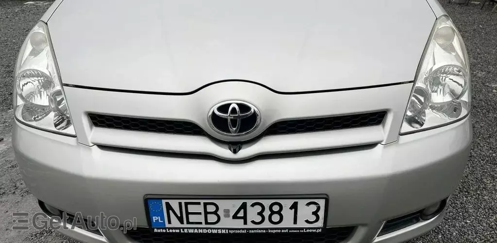TOYOTA Corolla Verso 