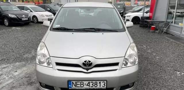 TOYOTA Corolla Verso 