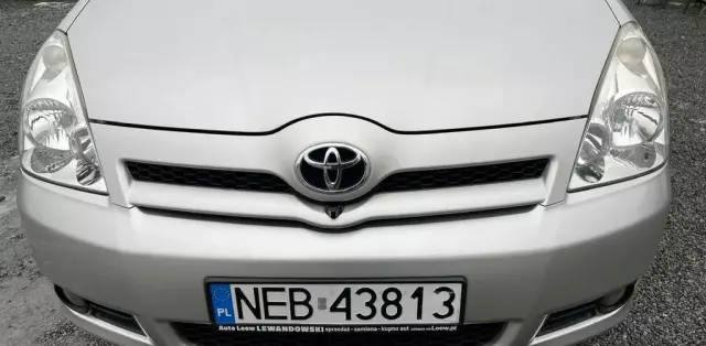 TOYOTA Corolla Verso 