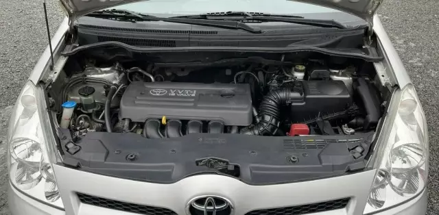 TOYOTA Corolla Verso 