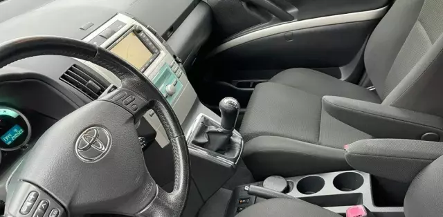 TOYOTA Corolla Verso 