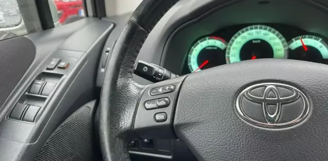 TOYOTA Corolla Verso 