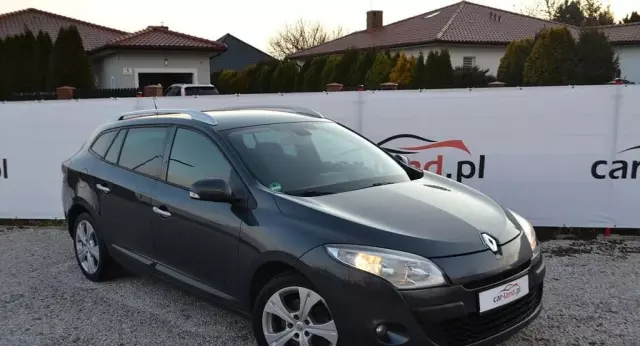 RENAULT Megane 