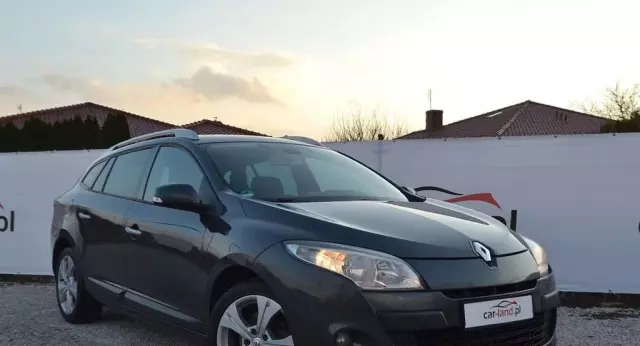 RENAULT Megane 