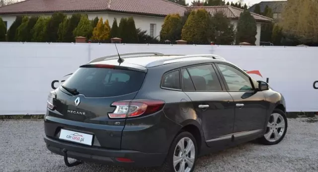 RENAULT Megane 