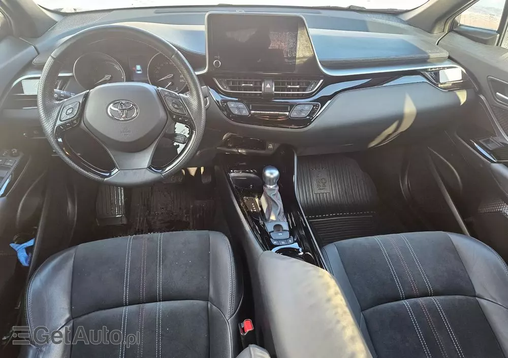 TOYOTA C-HR 2.0 Hybrid GR Sport