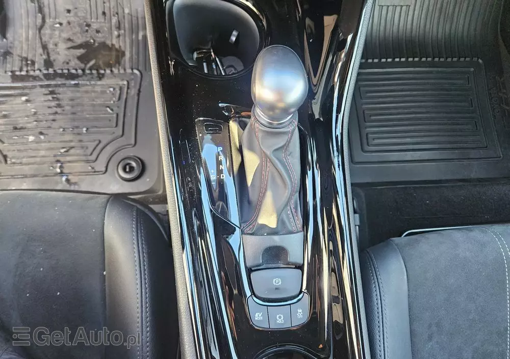 TOYOTA C-HR 2.0 Hybrid GR Sport