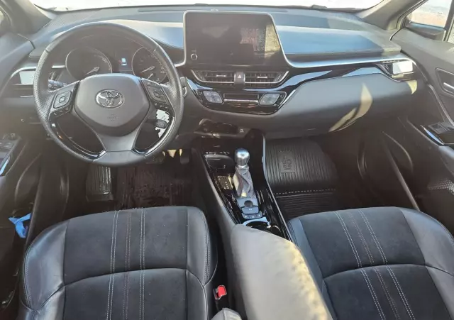 TOYOTA C-HR 2.0 Hybrid GR Sport