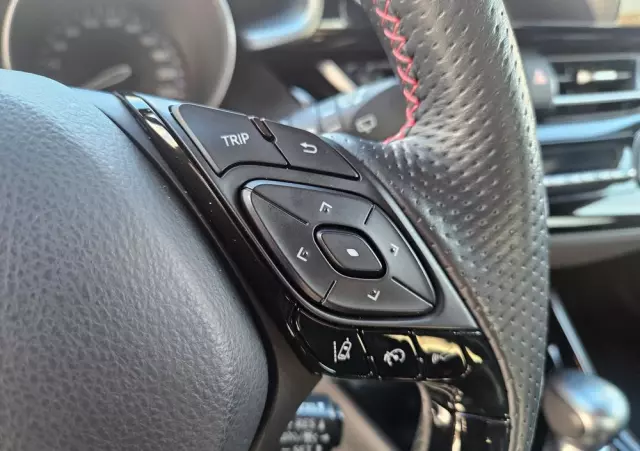 TOYOTA C-HR 2.0 Hybrid GR Sport