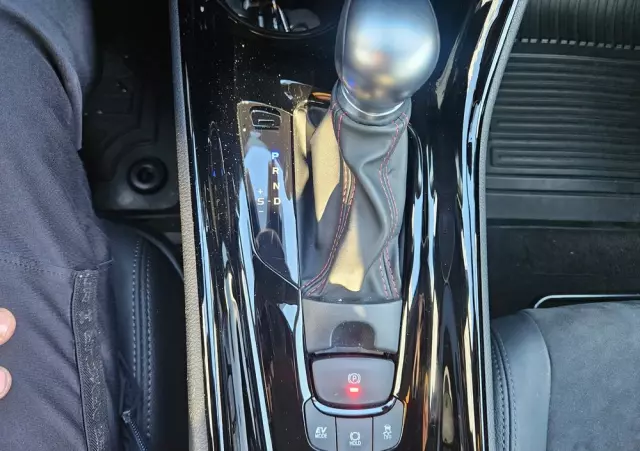 TOYOTA C-HR 2.0 Hybrid GR Sport