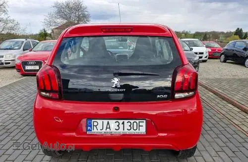 PEUGEOT 108 