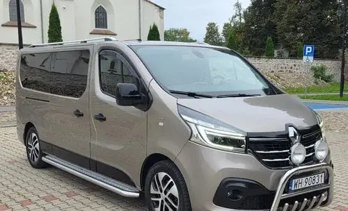 RENAULT Trafic 