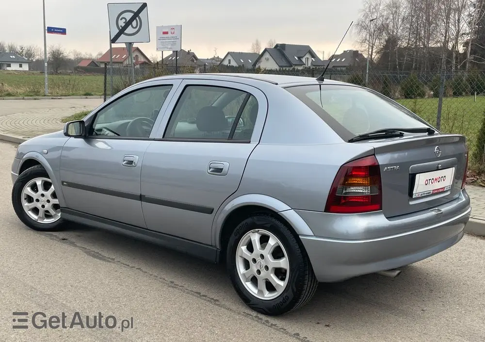 OPEL Astra 1.6 NJoy