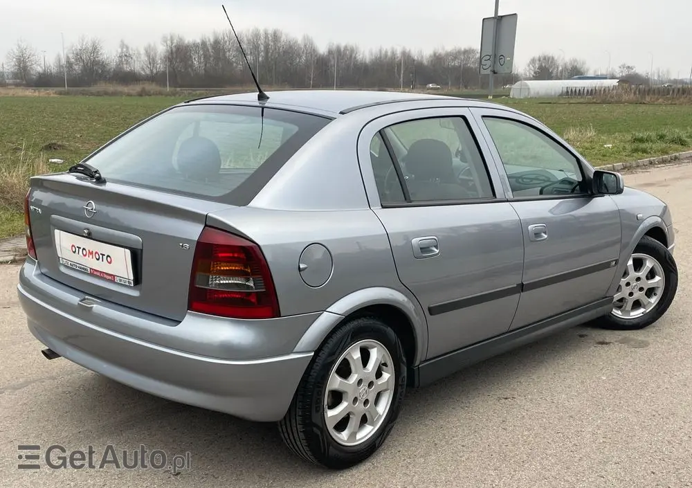 OPEL Astra 1.6 NJoy