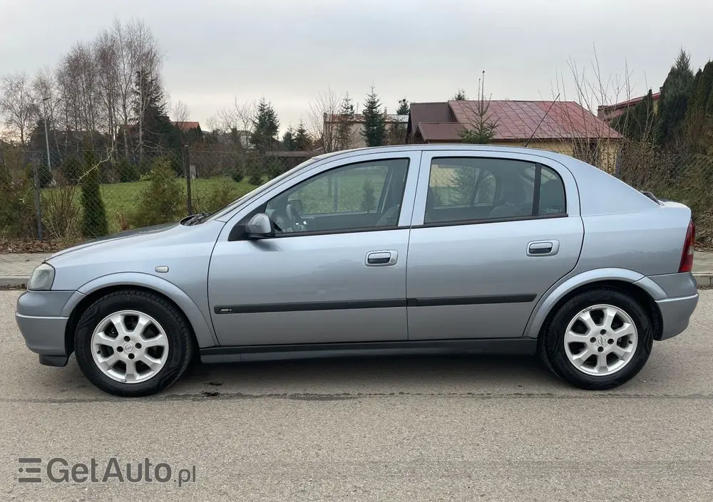 OPEL Astra 1.6 NJoy