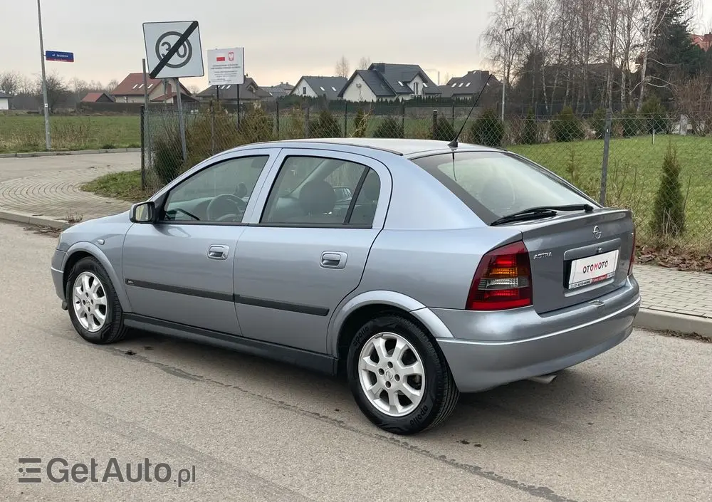 OPEL Astra 1.6 NJoy