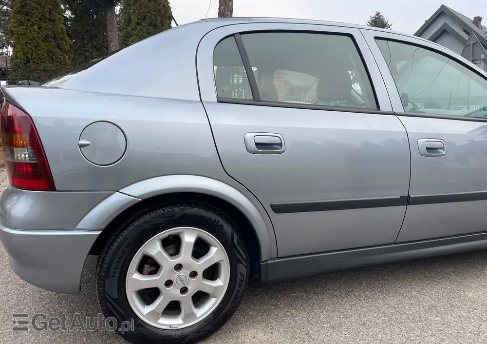 OPEL Astra 1.6 NJoy