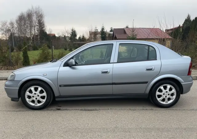 OPEL Astra 1.6 NJoy