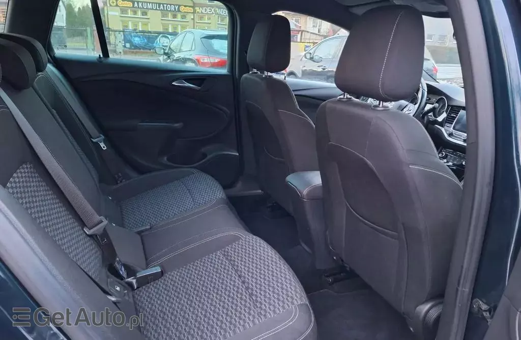 OPEL Astra 1.4 Turbo (125 KM)