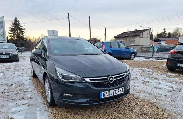 OPEL Astra 1.4 Turbo (125 KM)