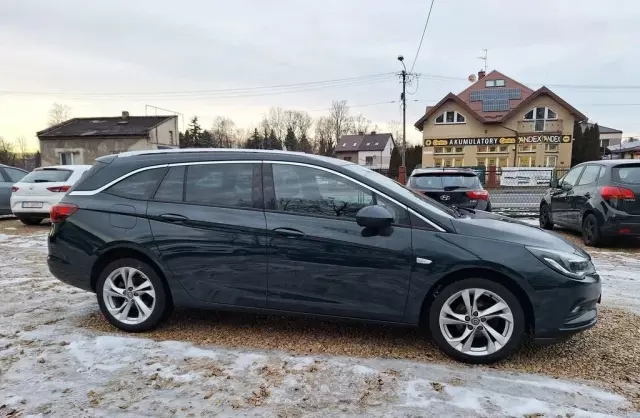 OPEL Astra 1.4 Turbo (125 KM)