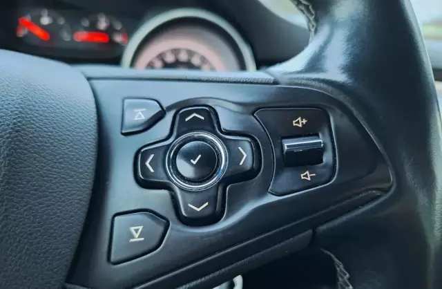 OPEL Astra 1.4 Turbo (125 KM)