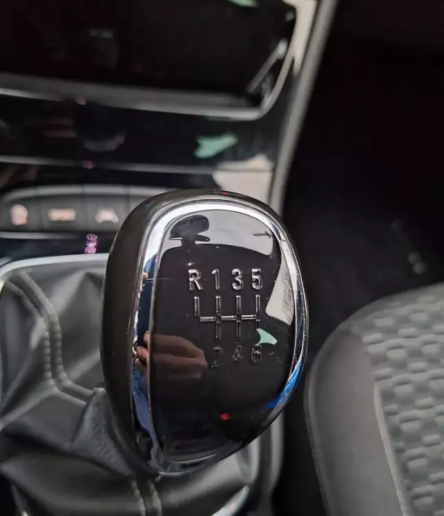 OPEL Astra 1.4 Turbo (125 KM)