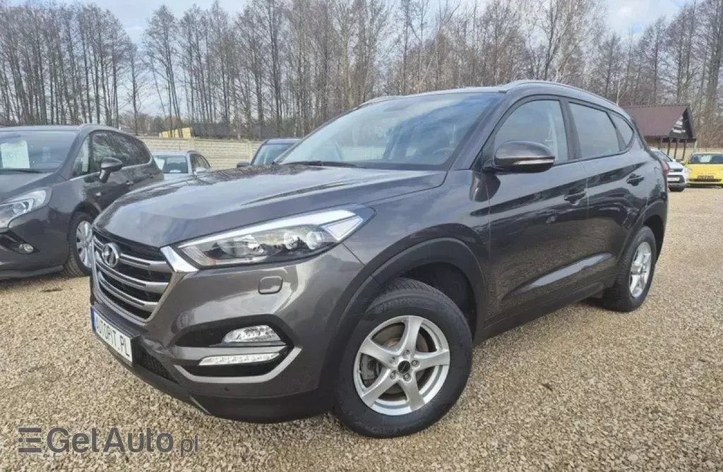 HYUNDAI Tucson 